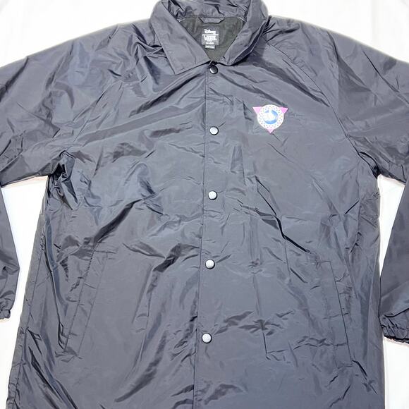 Vans x Disney Torrey 80s Mickey Mouse Jacket Adult XXL Black Windbreaker New - Picture 6 of 10